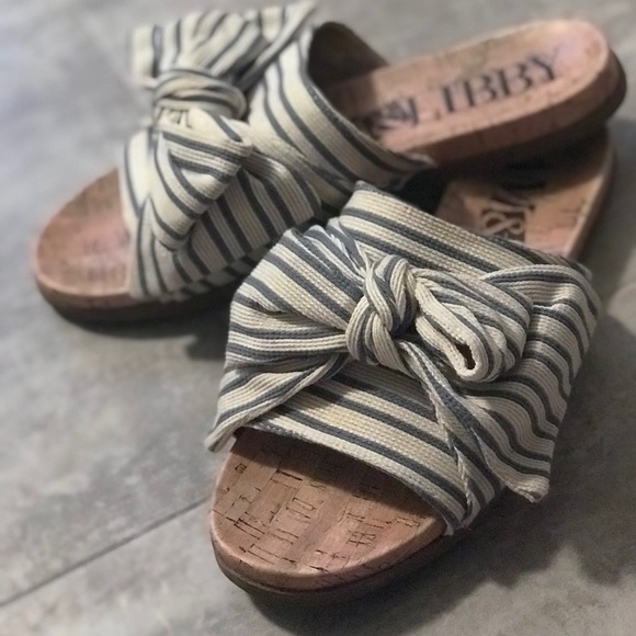 Sam & Libby Shoes - Cork slides with oversized bows